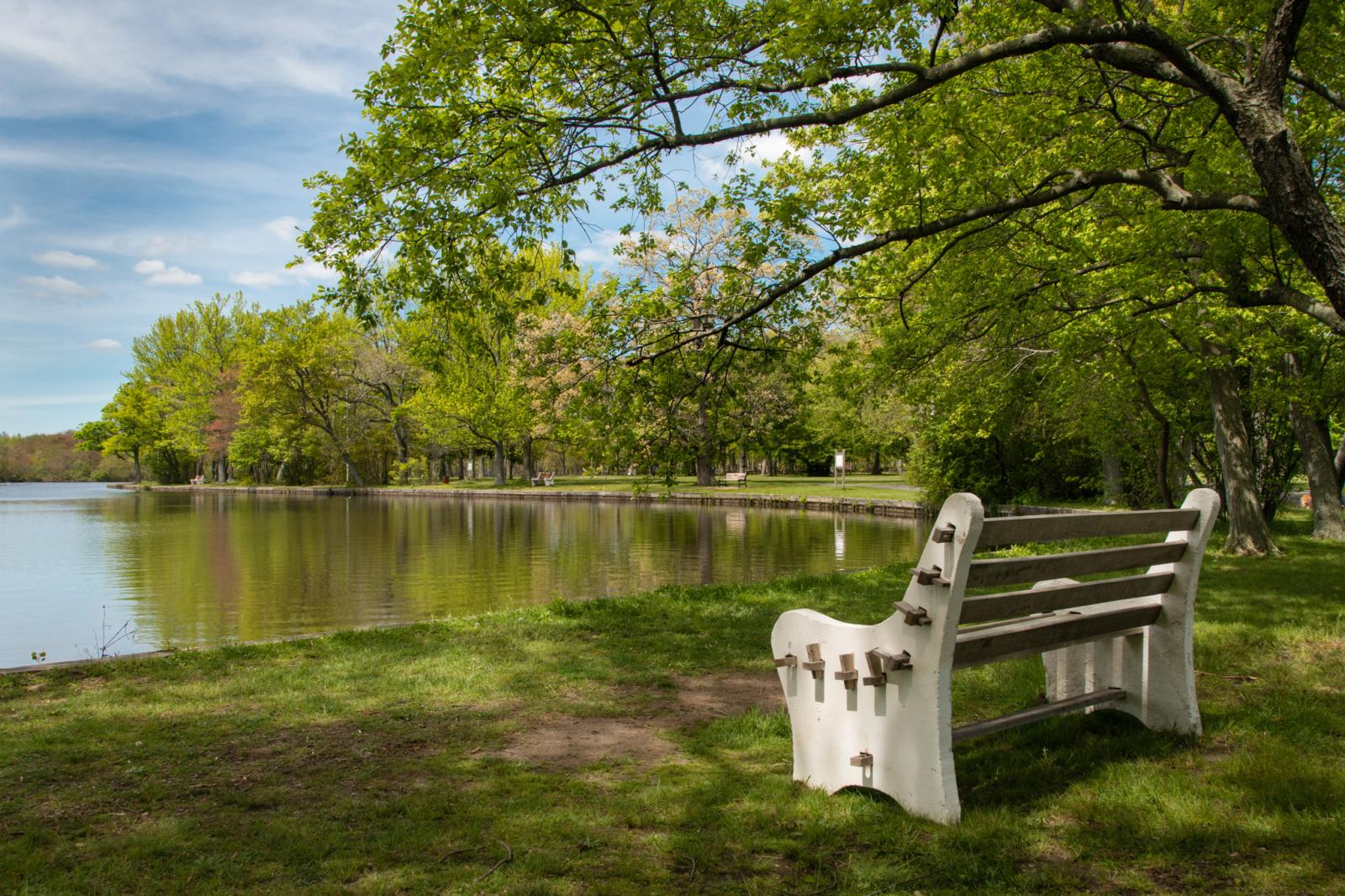 Belmont Lake State Park Hours